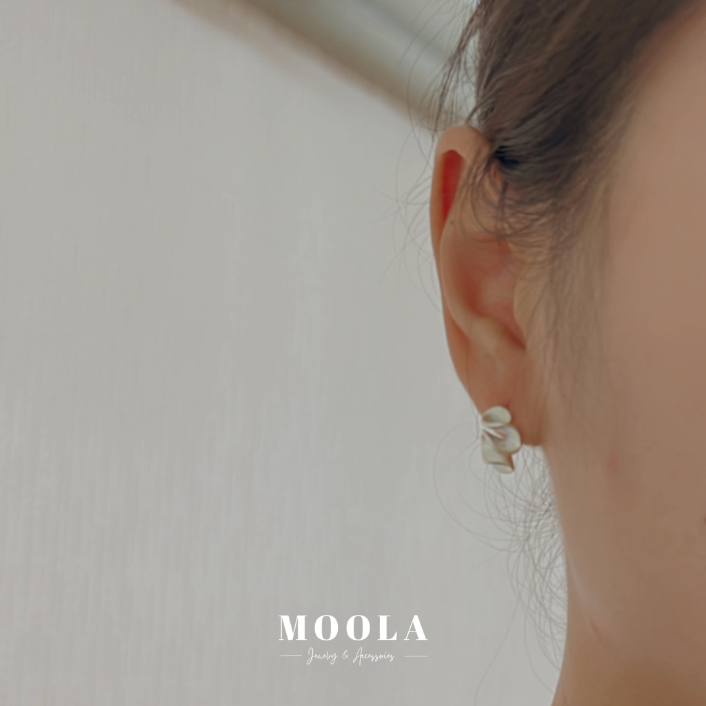 s925迷你奶油紐片耳環5