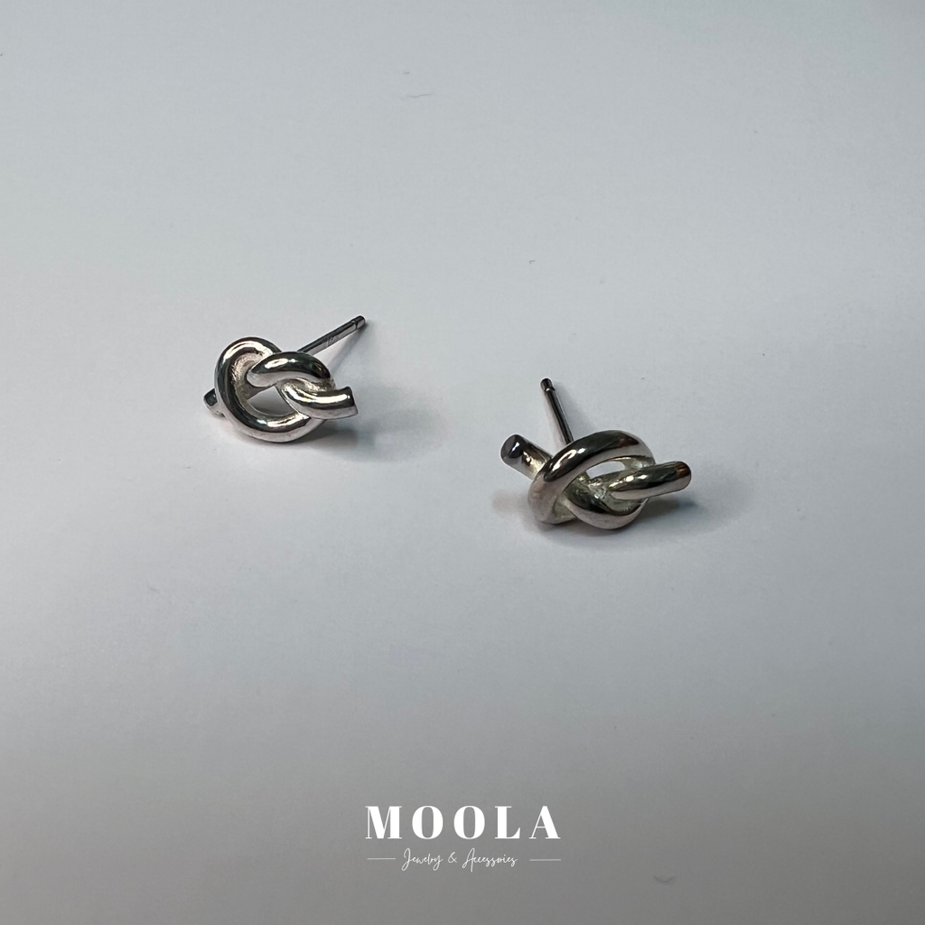 s925迷你扭結耳環1