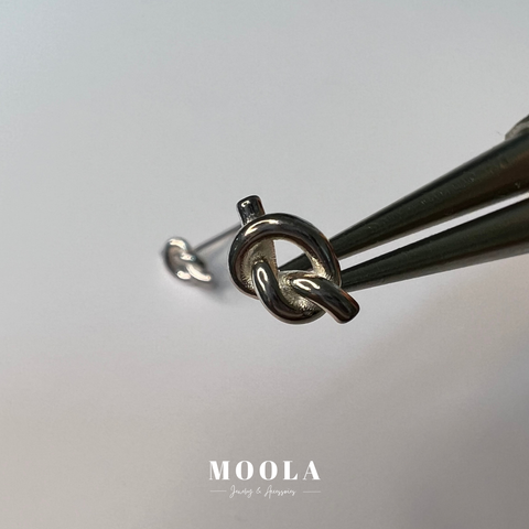 s925迷你扭結耳環2