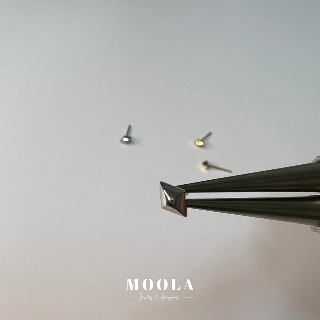 s925迷你菱形耳環3