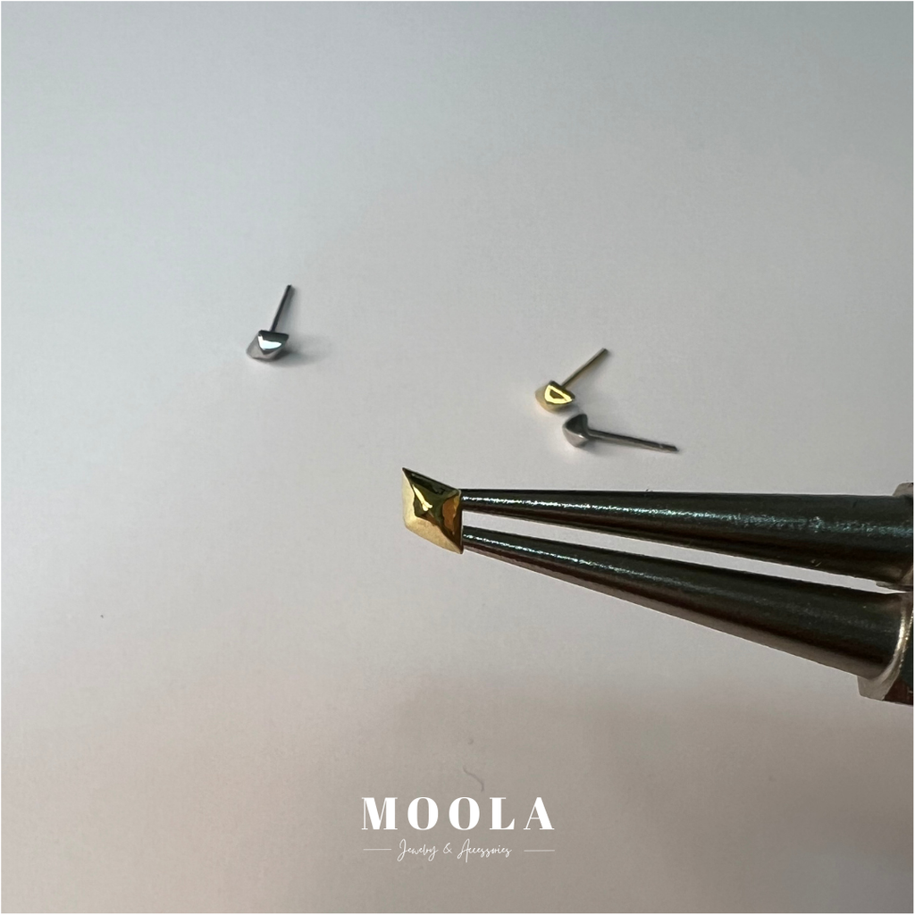 s925迷你菱形耳環2