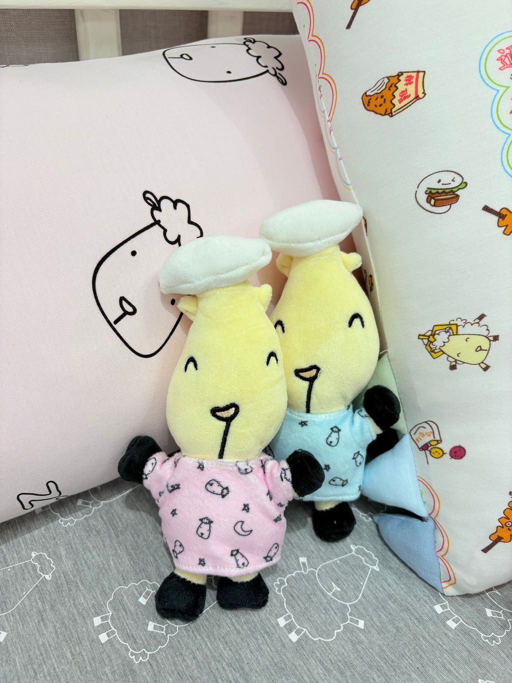 甜夢粉藍小抱抱羊照片(5)