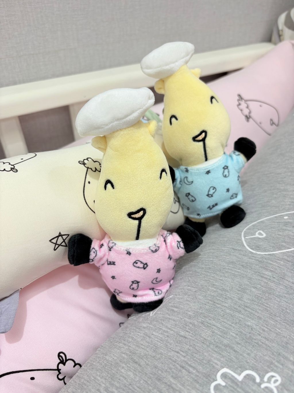甜夢粉藍小抱抱羊照片(0628c)