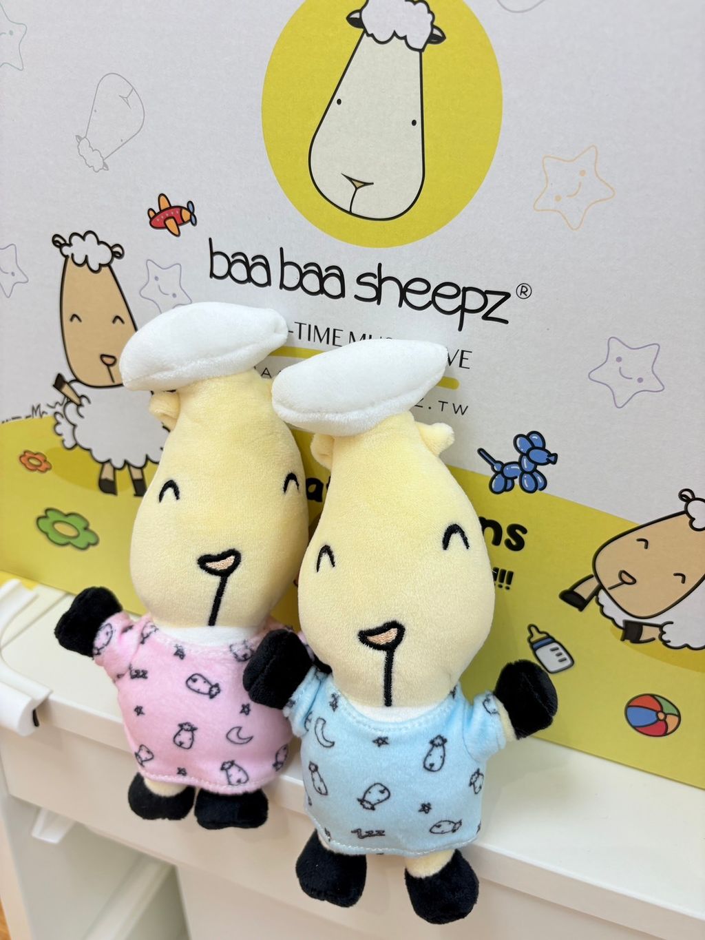 甜夢粉藍小抱抱羊照片(0628b)