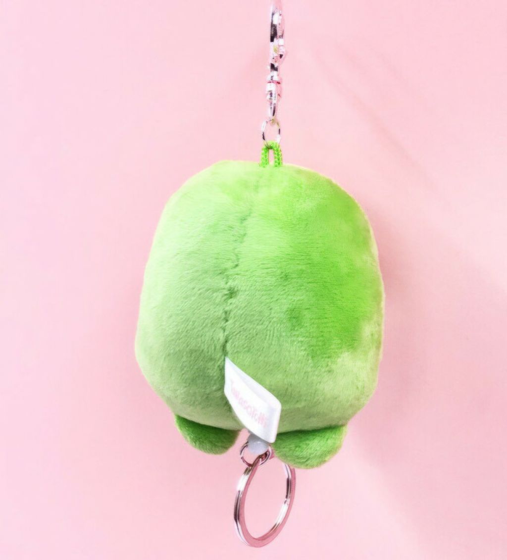 japan-tamagotchi-plush-mascot-retractable-reel-keychain-kuchipatchi-love-ribbon (1)