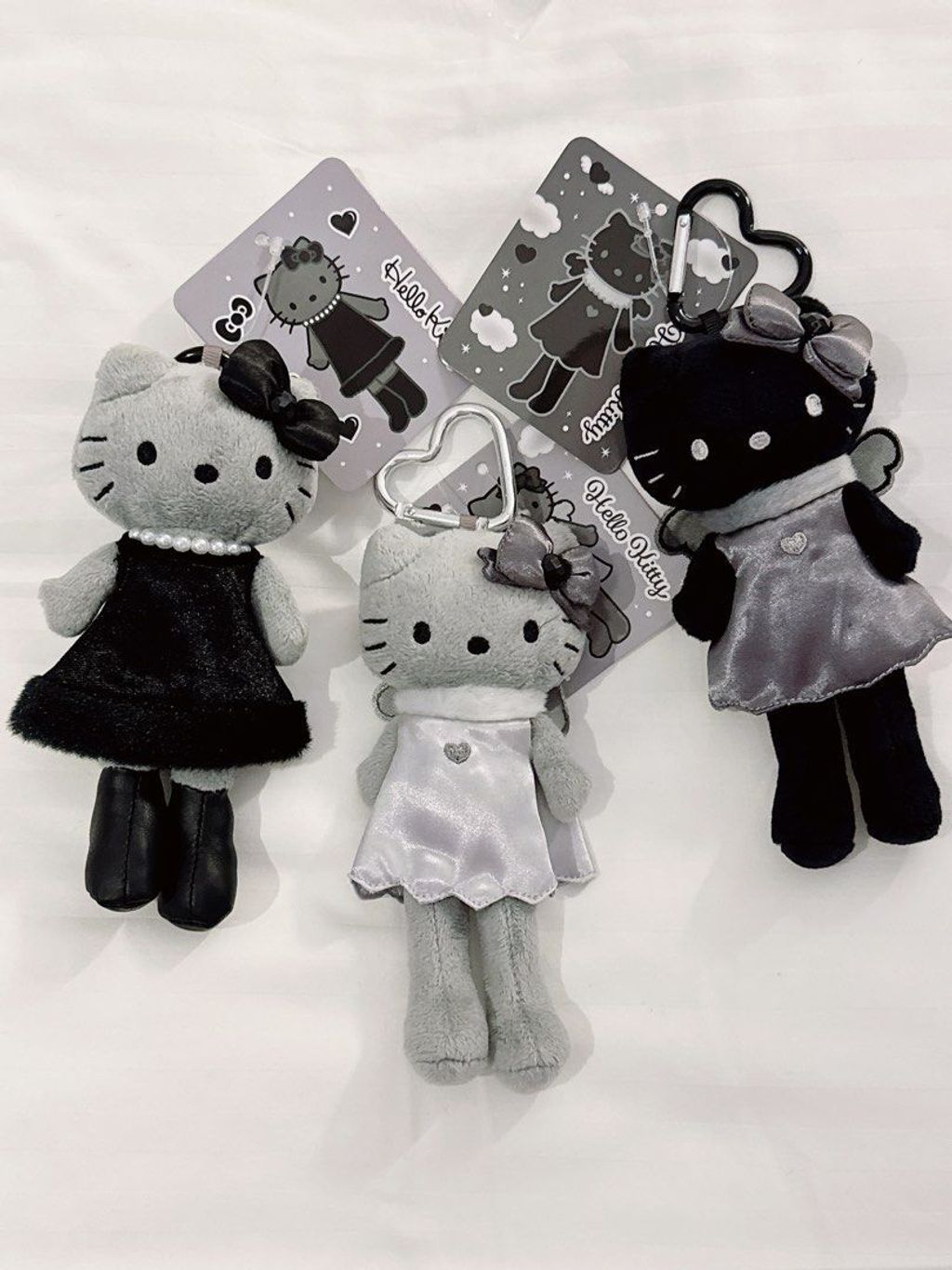 nic_hello_kitty_black_angle_ki_1757952767_7da035cd_progressive