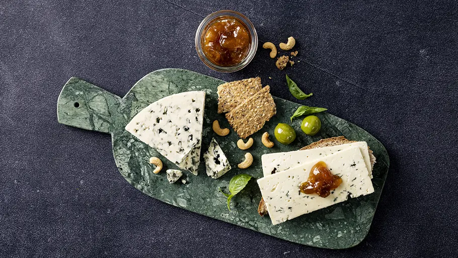 castello_danish_blue_category_16x9