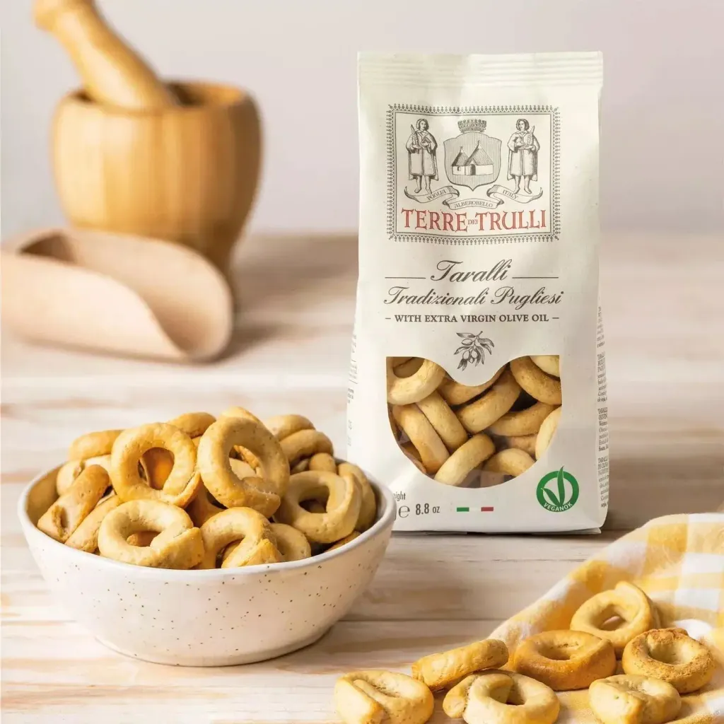 terre-dei-trulli-taralli-with-extra-virgin-olive-oil-250g-feast-italy-124012_1440x1440