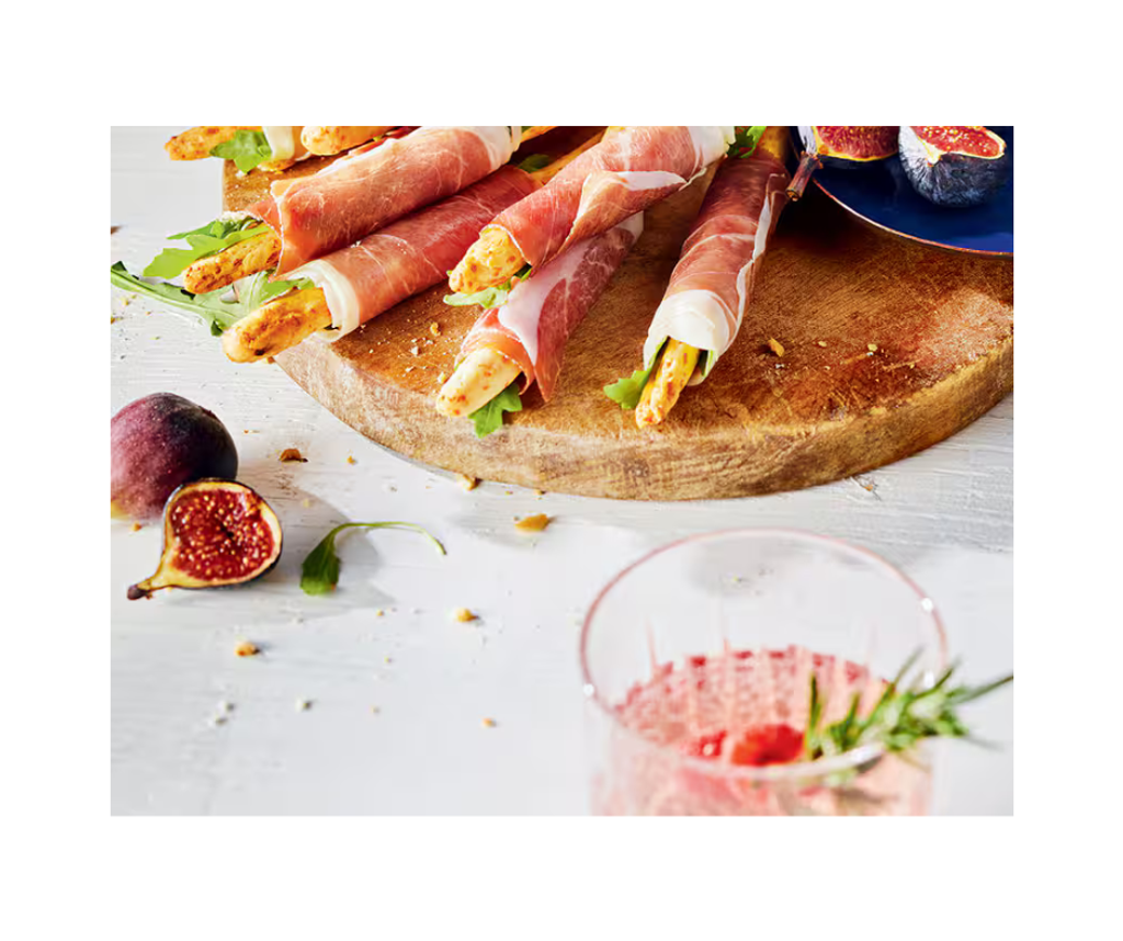 Black Modern Delicious Pizza Facebook Post