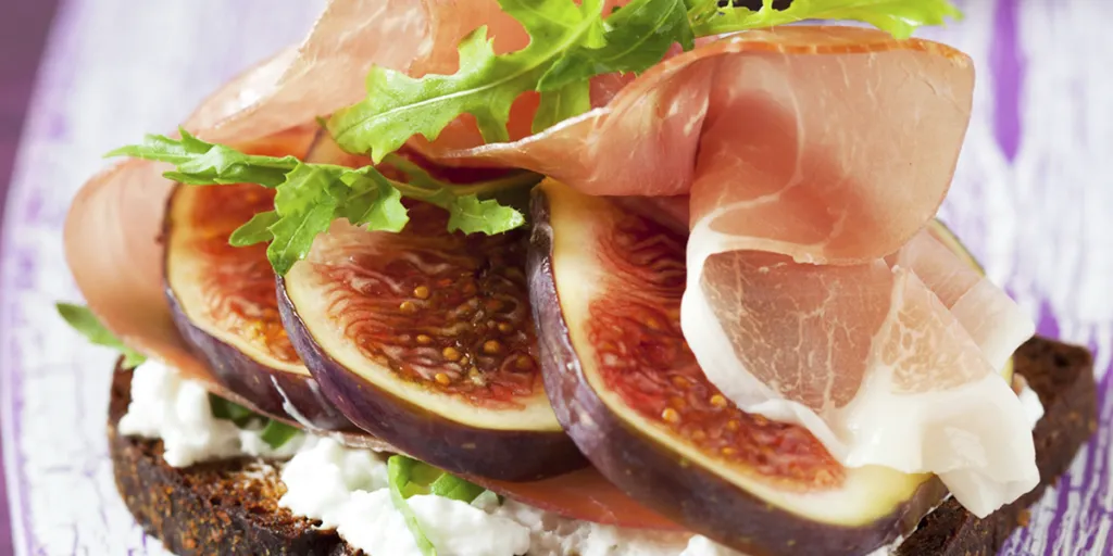 Mission-Fig-Proscuitto-1200x750-1-1200x600