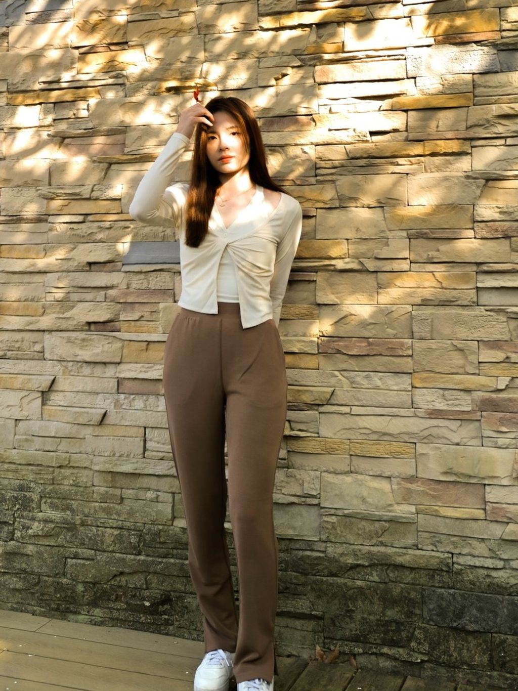 tw-11134207-7r991-m09xoigt66kz69