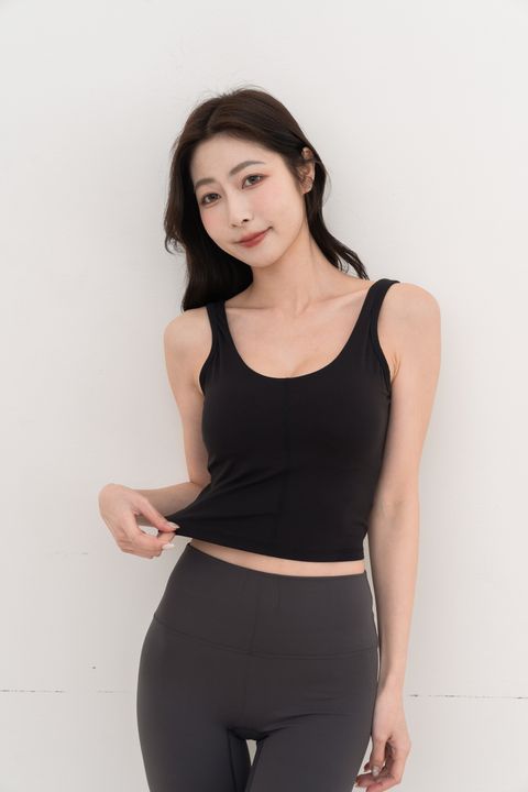 玻尿酸寬肩帶胸墊3D裸感上衣_黑