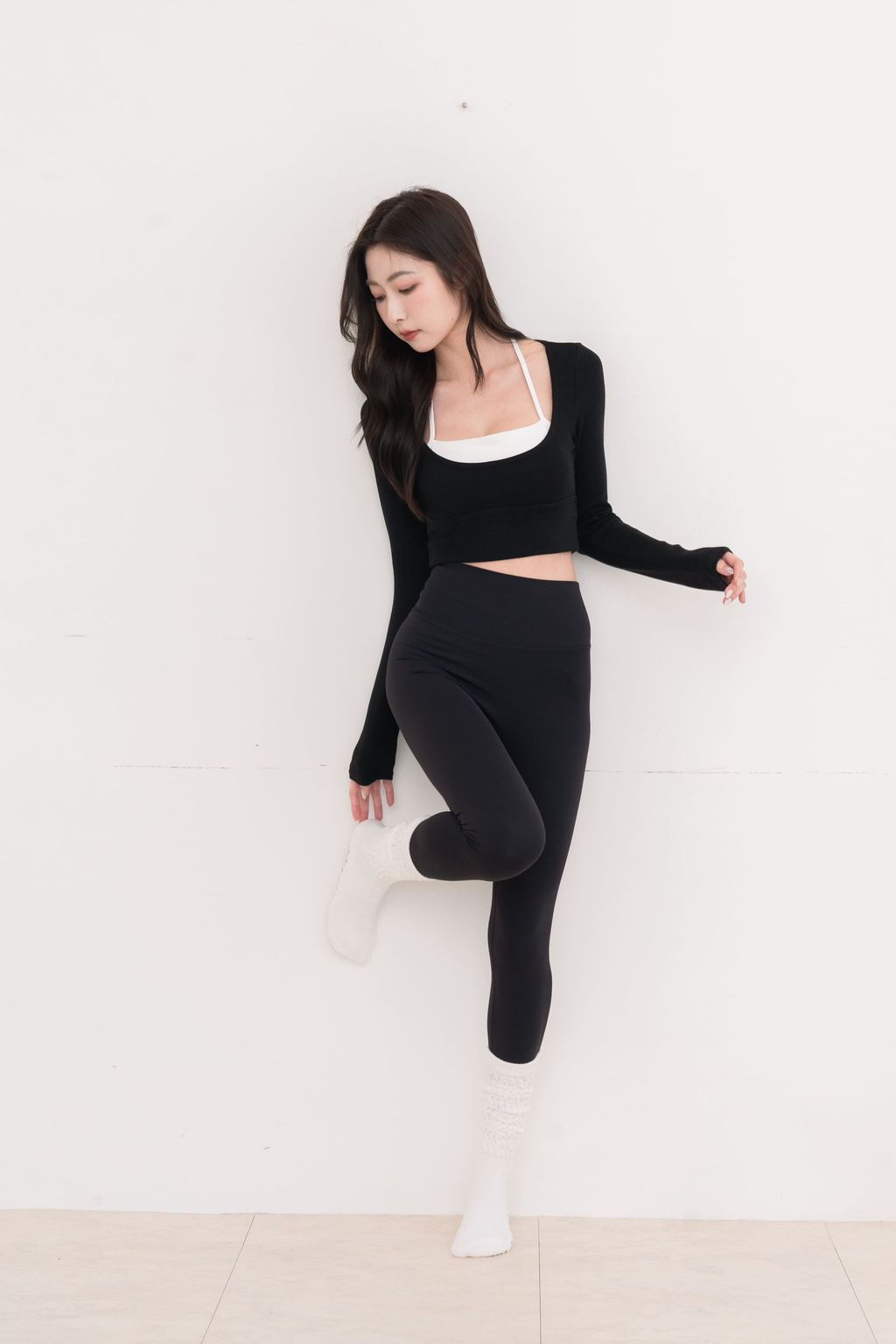 玻尿酸高腰萊卡抗菌瑜珈褲_全身_黑