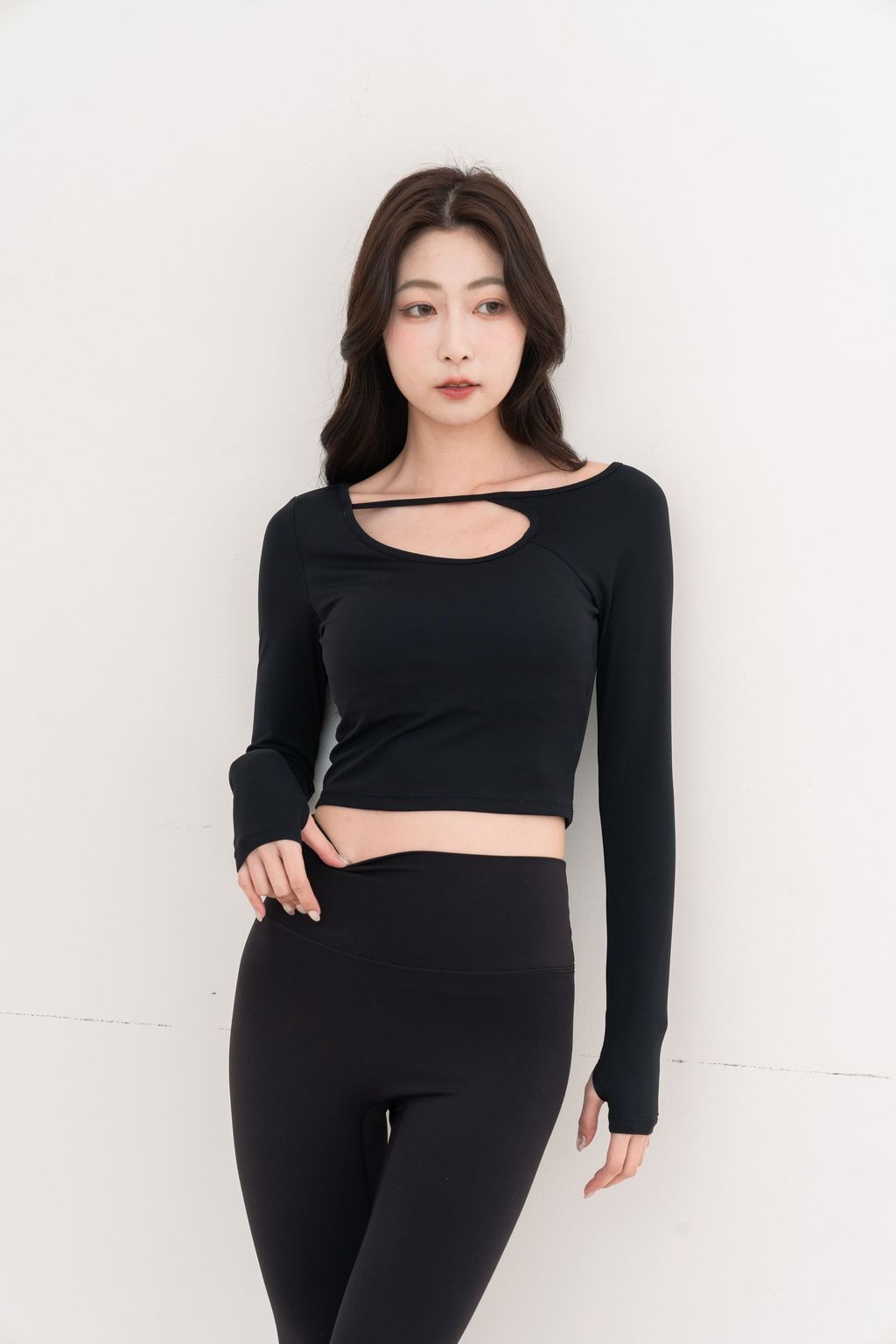 水滴鏤空親膚長袖上衣_黑_3