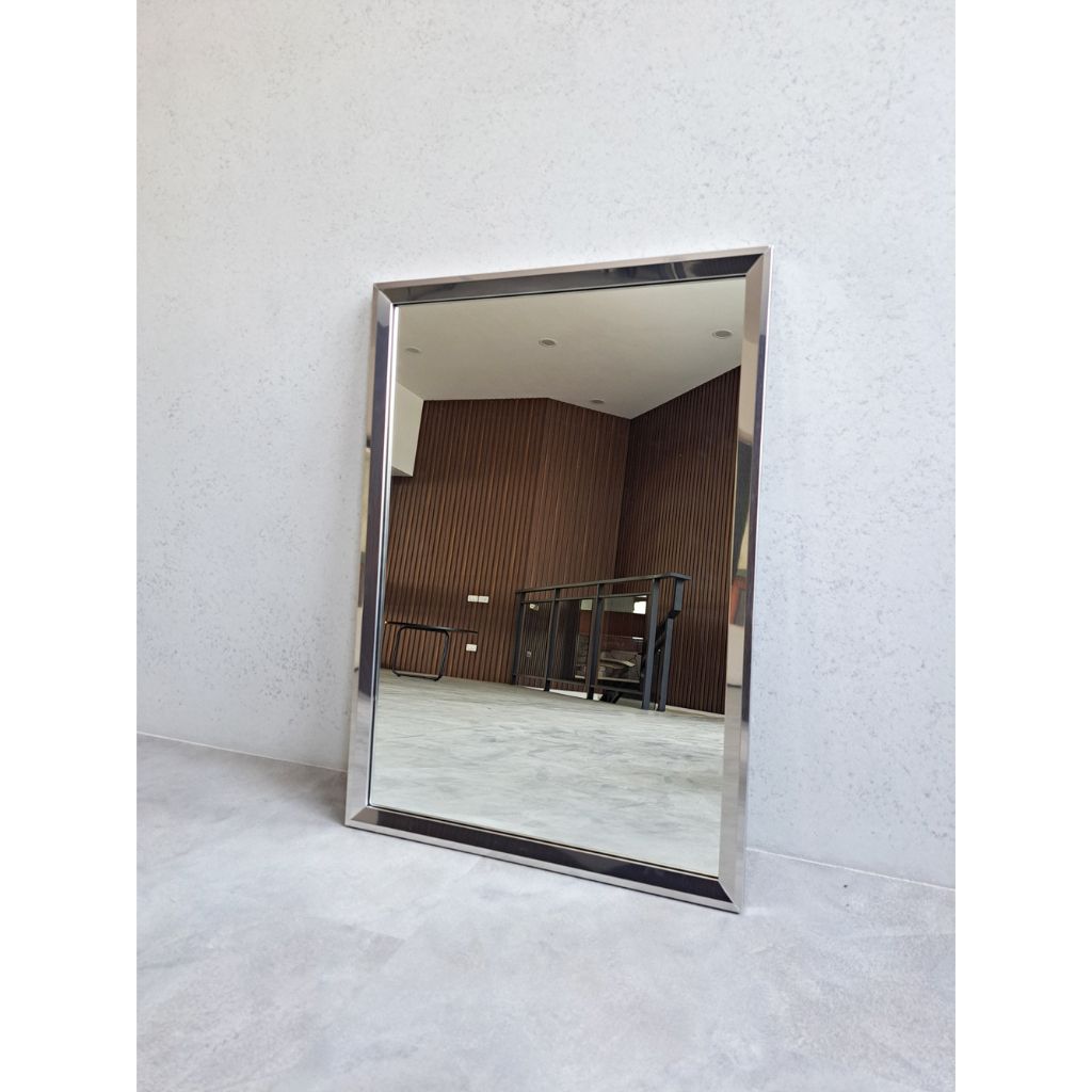 tw-11134207-7qul0-lf7rqt5hccof96