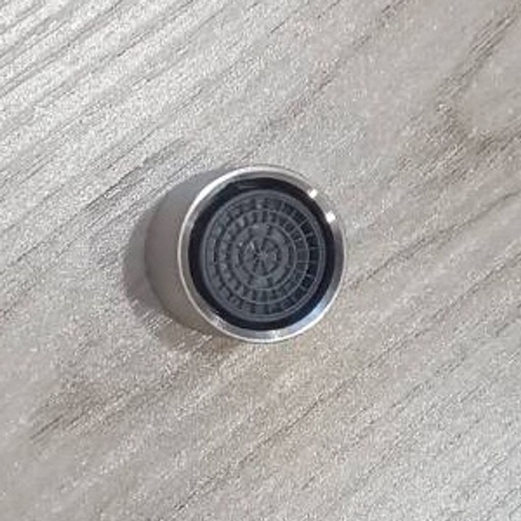 sg-11134201-22110-zc9waifnsfjv95