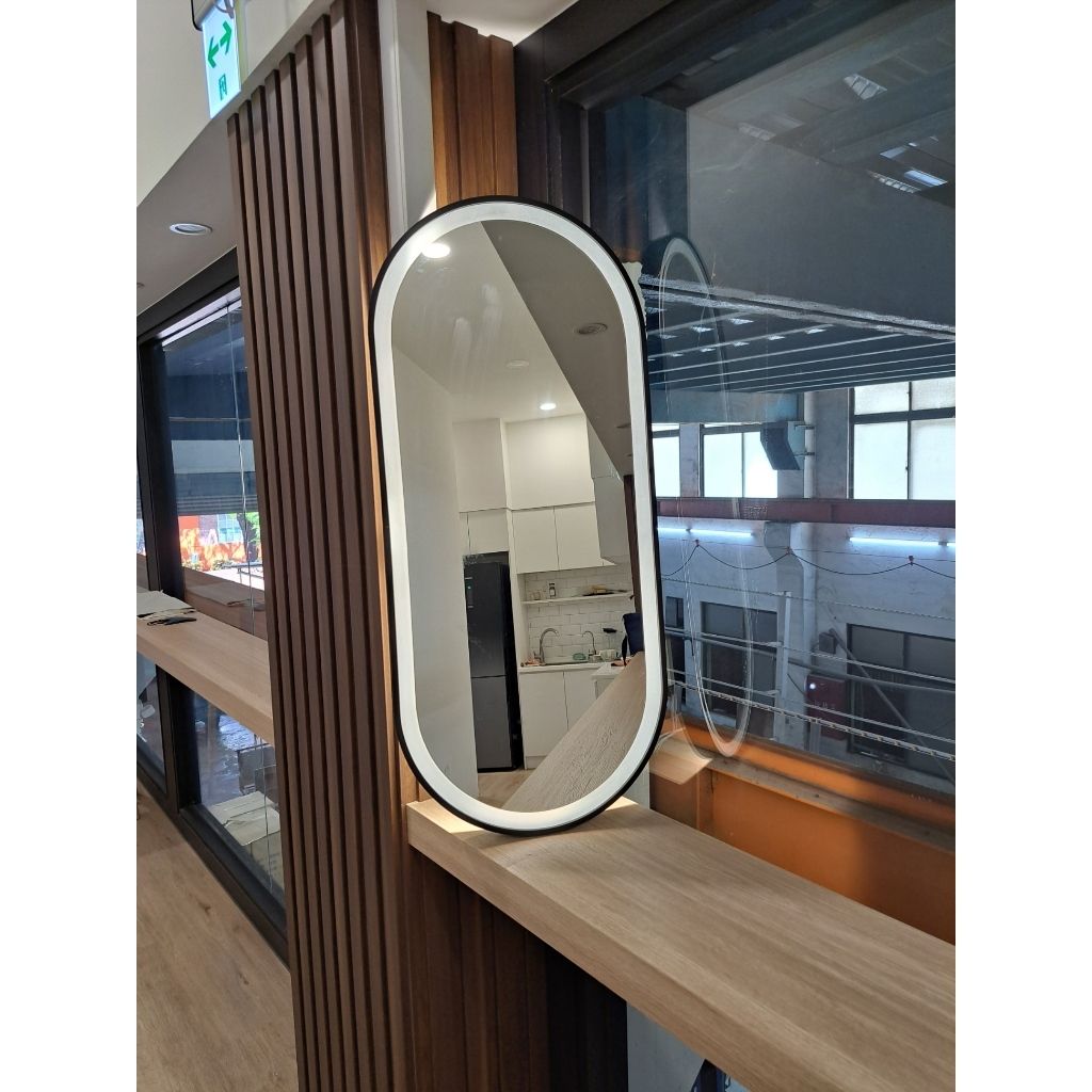 tw-11134207-7ra0p-mcx8pa8krbzeb7