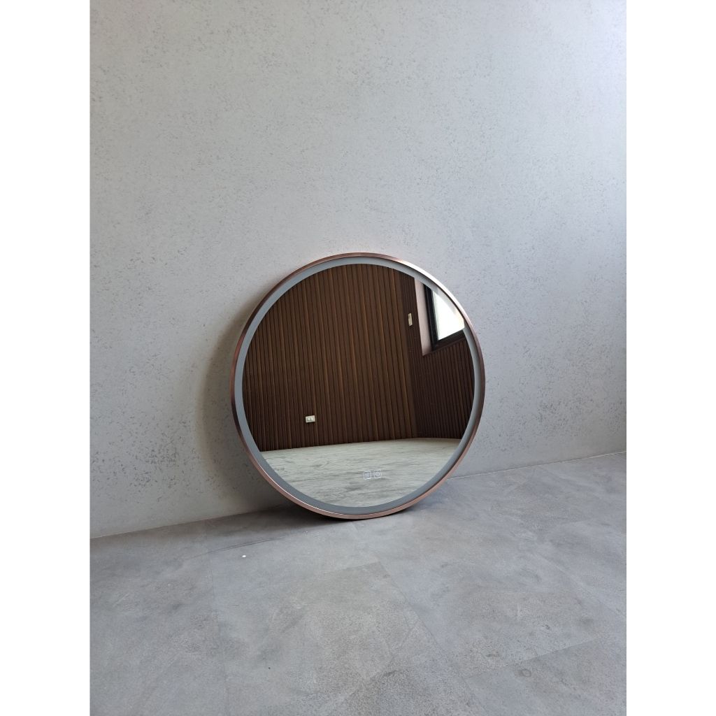 tw-11134207-7ra0k-mcx8ztk9nu4f8c