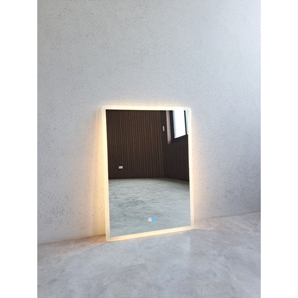 tw-11134207-7ra0o-mcx72s2evvwgc1