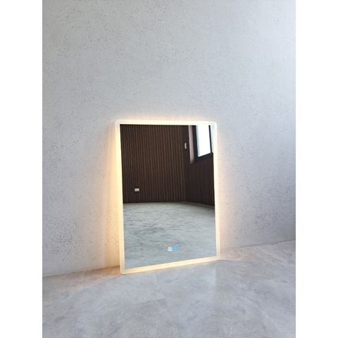 tw-11134207-7ra0o-mcx72s2evvwgc1