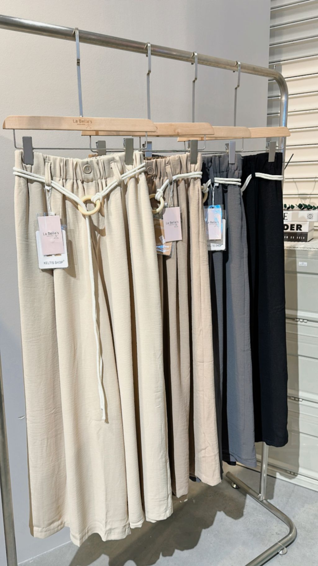 B946E546-D2AF-4C38-A0ED-33EEAF507059