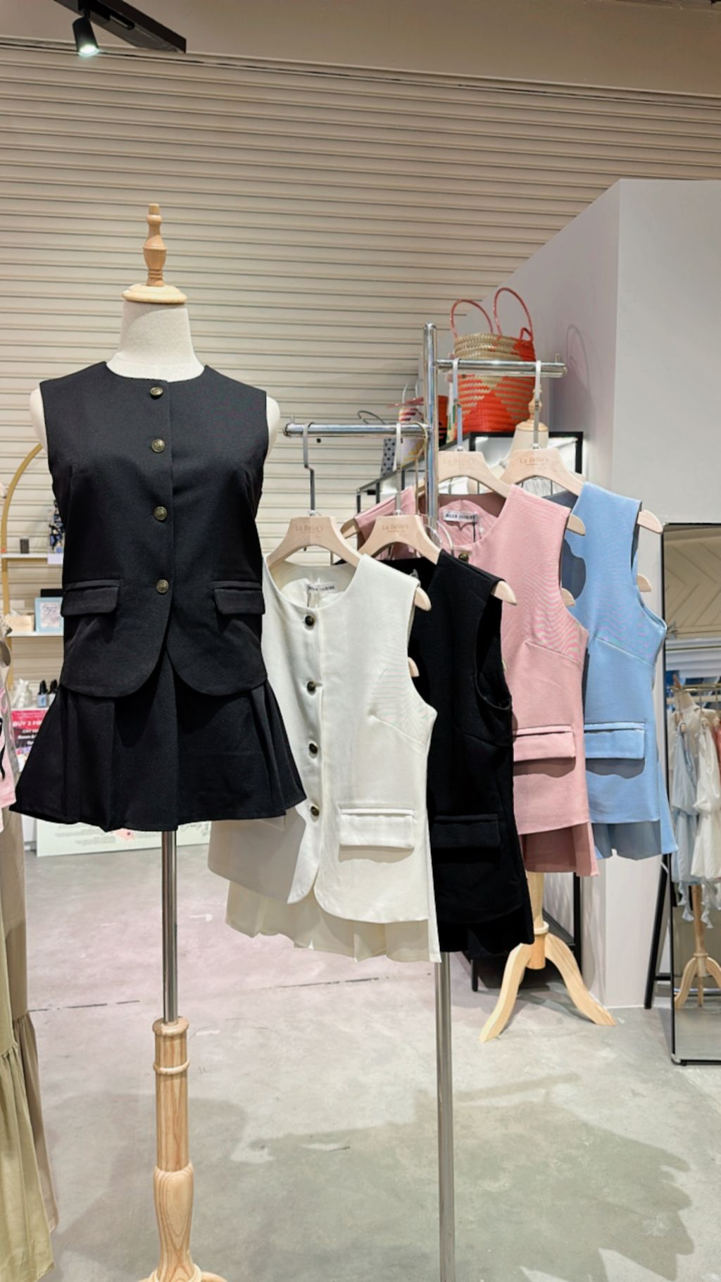 403D919F-5418-4B63-9F64-0552A9C3B047