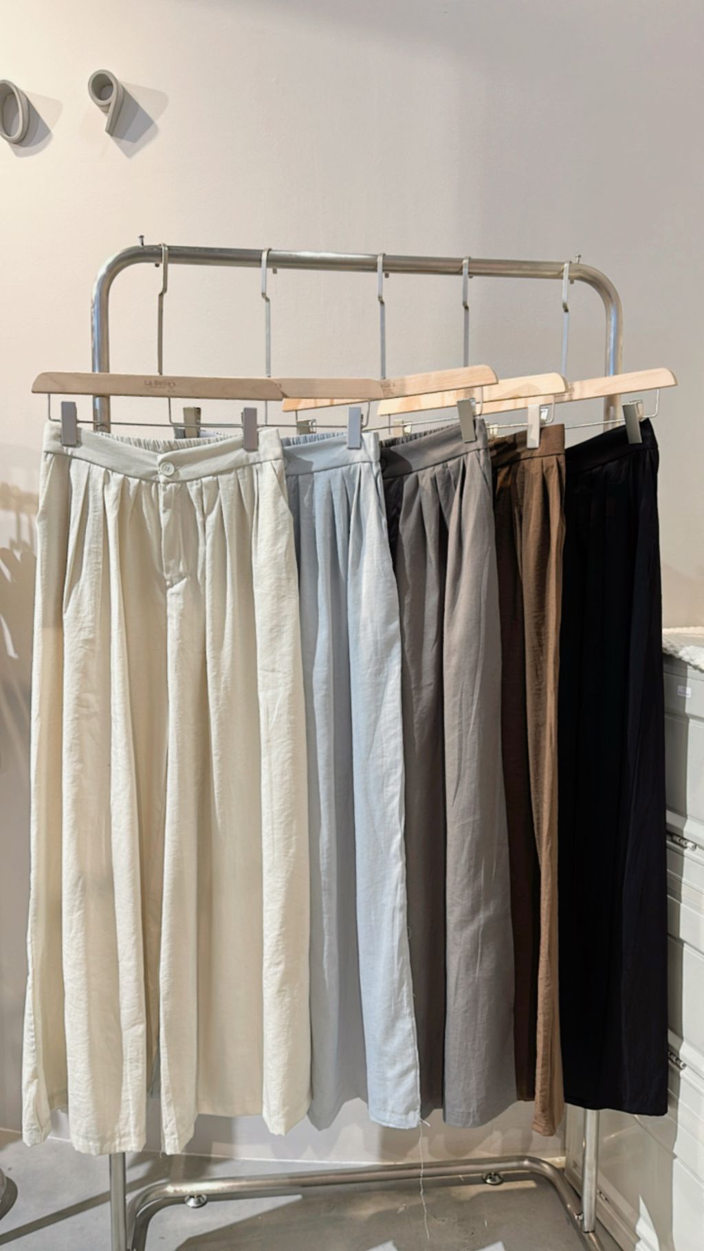 9C8502C7-D35F-456B-90B8-93D5DF9E220B