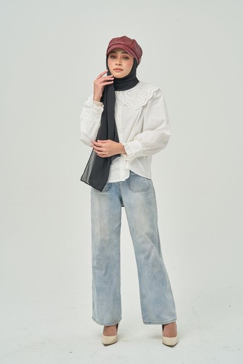 2.1 Tiffiny Hijab Burgundy