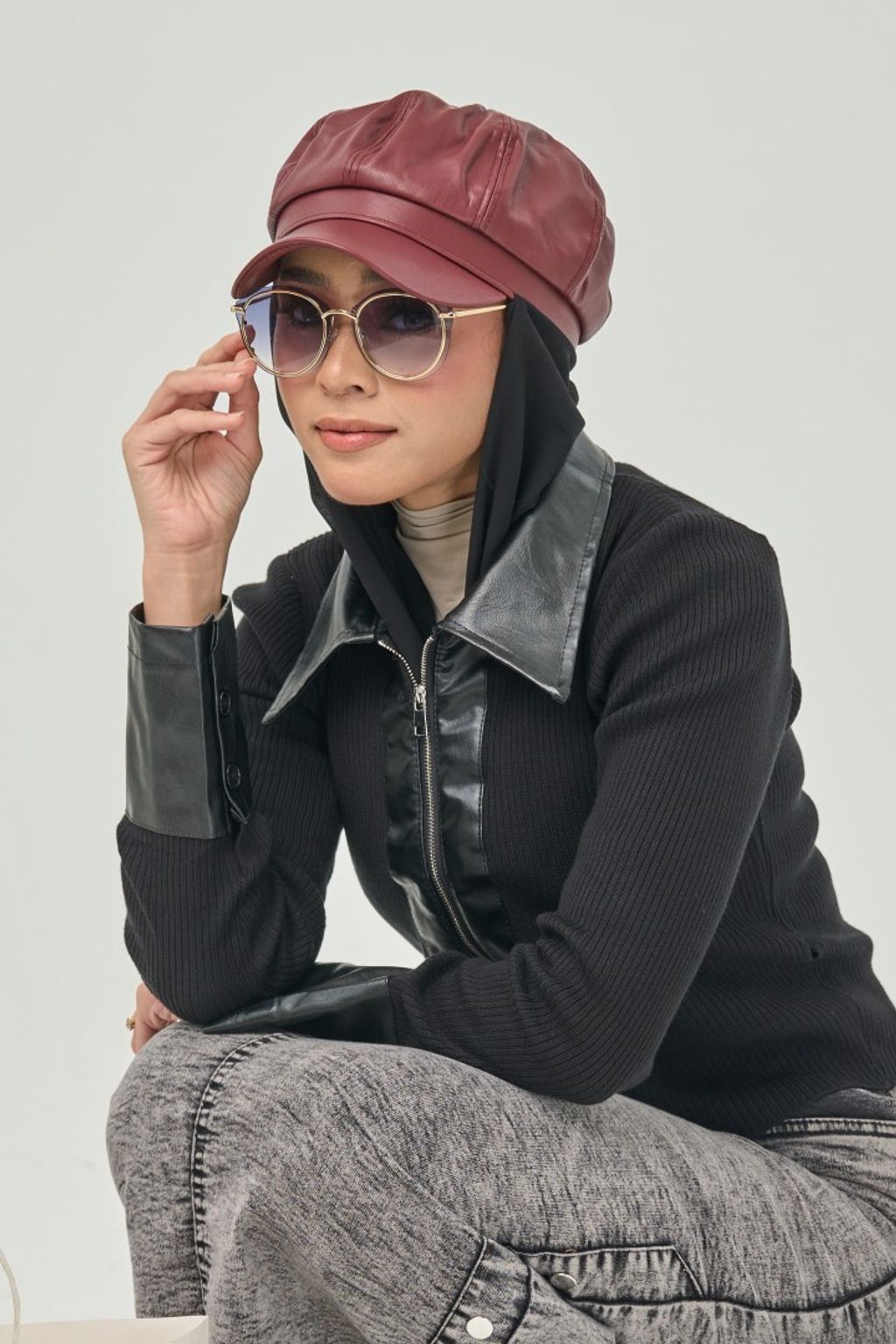 2. Tiffiny Hijab Burgundy
