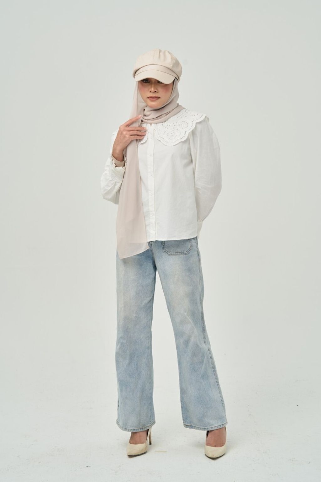 4.1 Tiffany Hijab SOFT CREAM