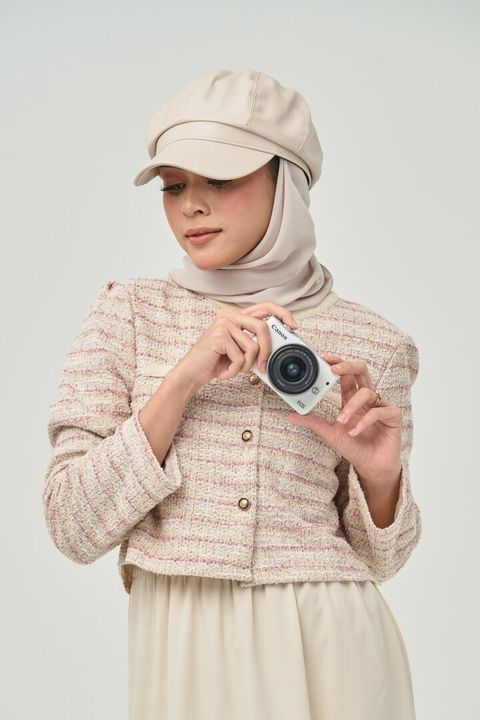 4. Tiffany Hijab SOFT CREAM