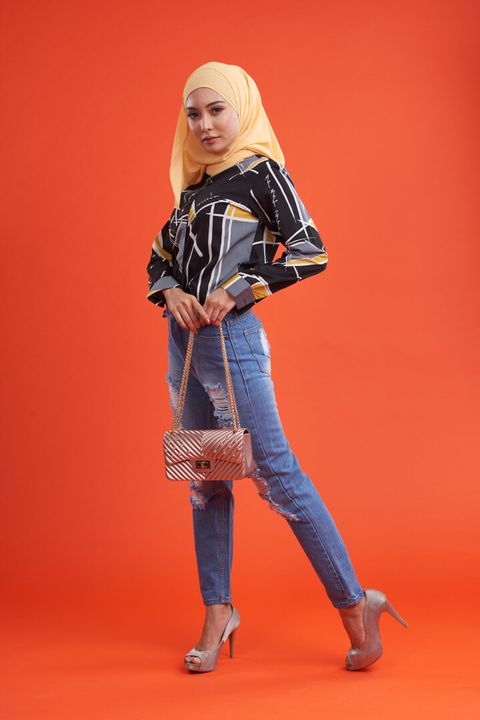 1.1 Lola Yellow Blouse