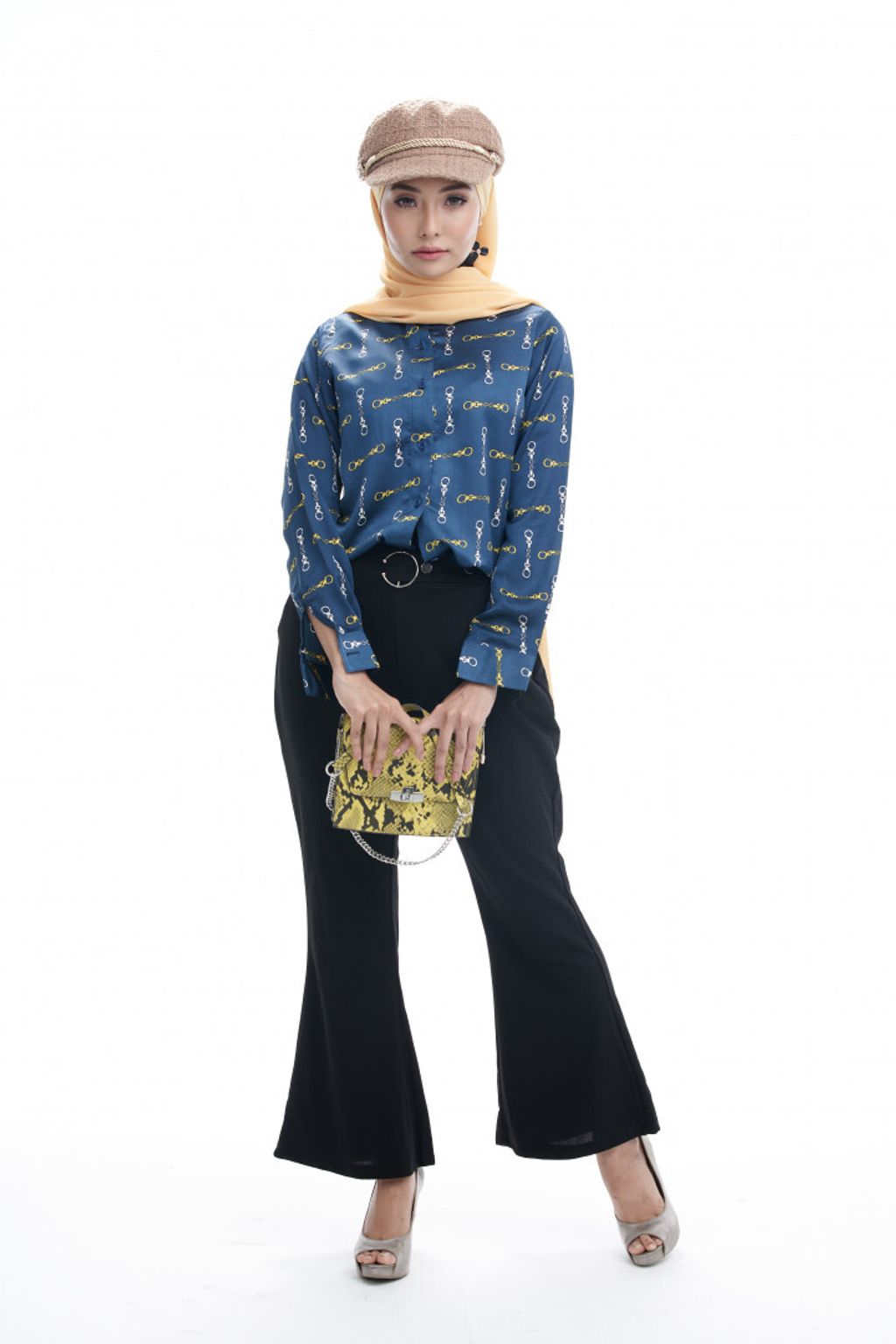 2.1 Amanda Blue Blouse
