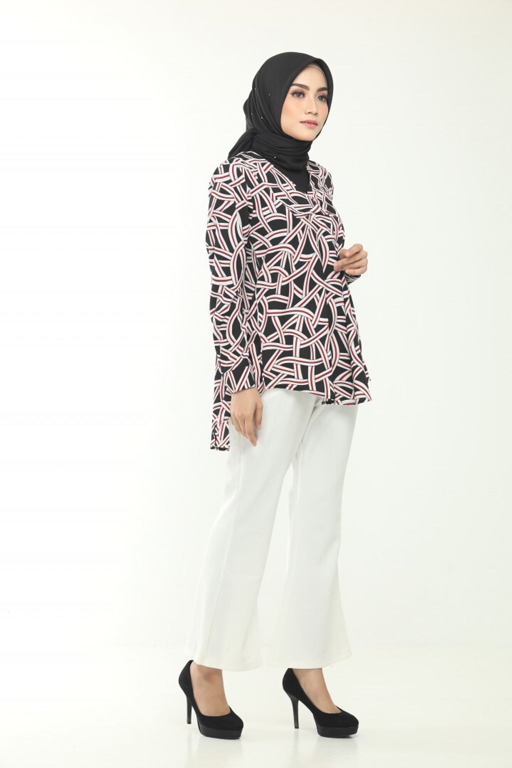 1.1 Sophea Black Blouse