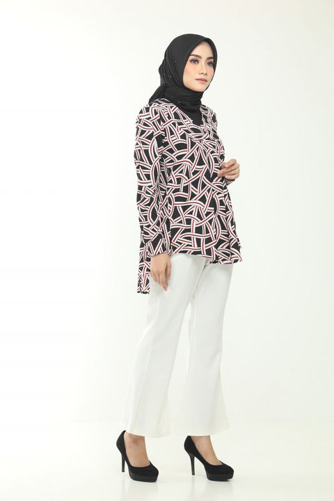 1.1 Sophea Black Blouse