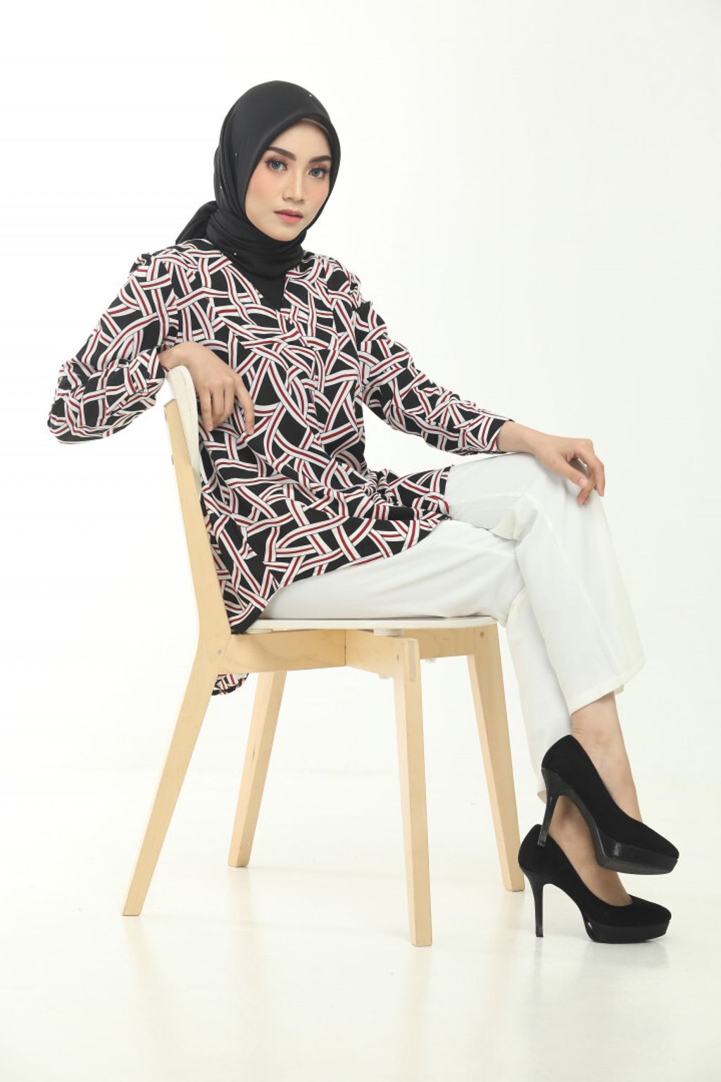 1.3 Sophea Black Blouse