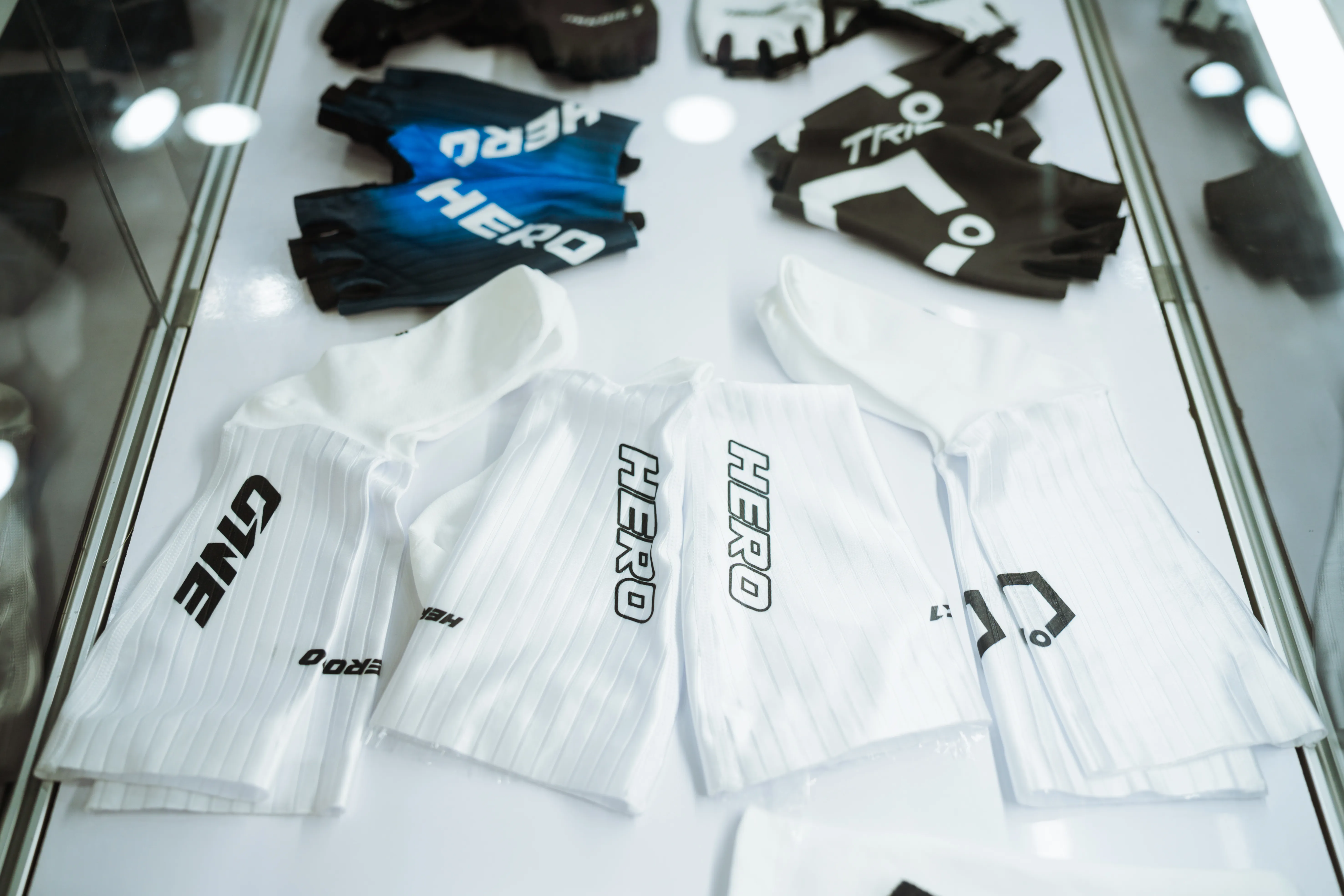 AERO SOCKS | Heroic1