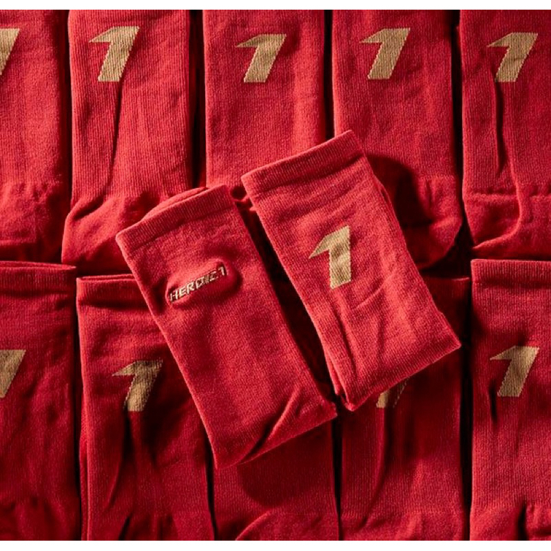 tw-11134207-23010-z9kpg2fx4hmv5e