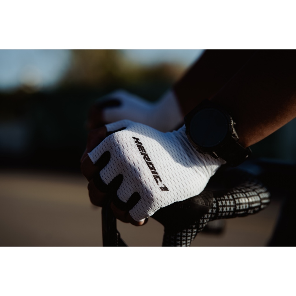 tw-11134207-7r98o-lpuq1q4gvm54e7