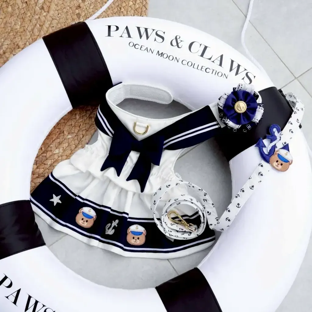 Captain Joanna (harness) 2