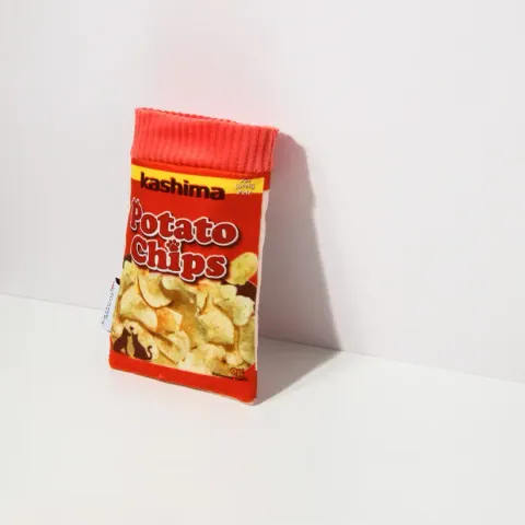 Kashima Chips Shaped Pet Hidden Food Toy pink