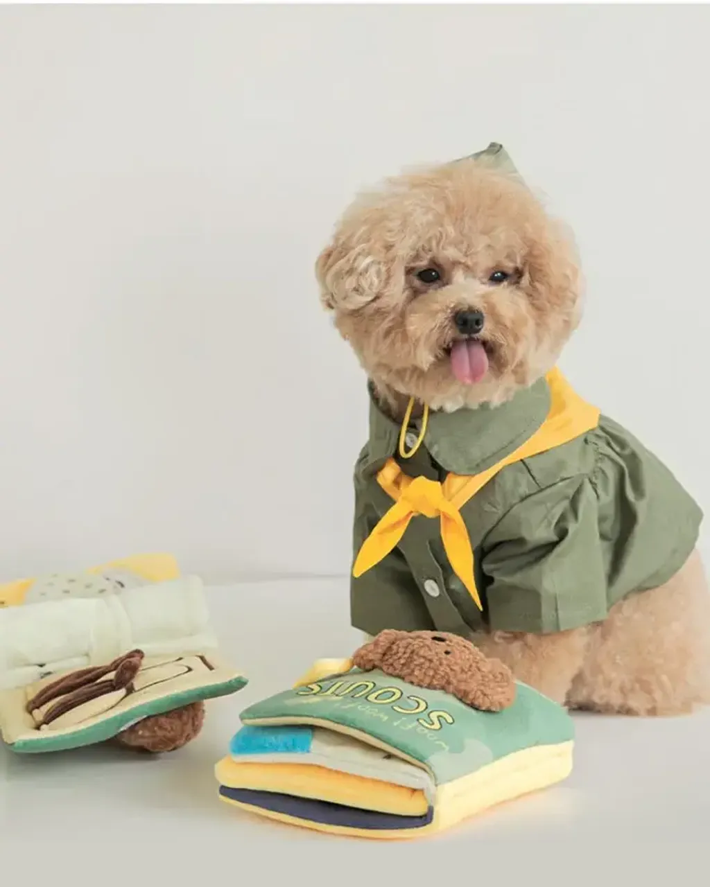 Bite Me - Woof Scout Play Book 3