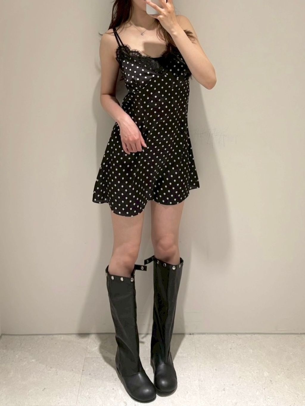 2AB508FA-AF33-4EC0-AD07-765A406B3AAC