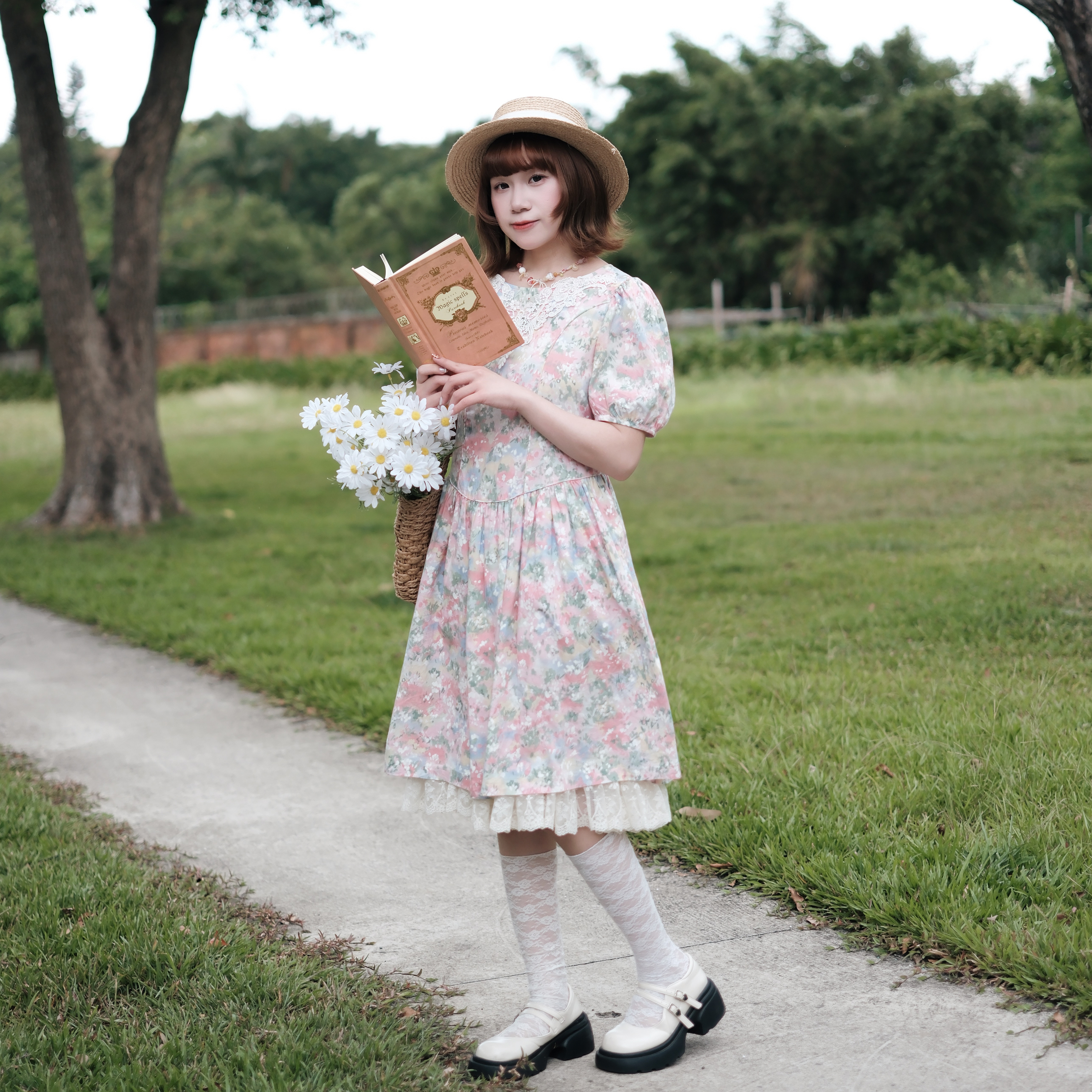 1252D14E-AD8E-42A1-B691-FBCAE8B45FED