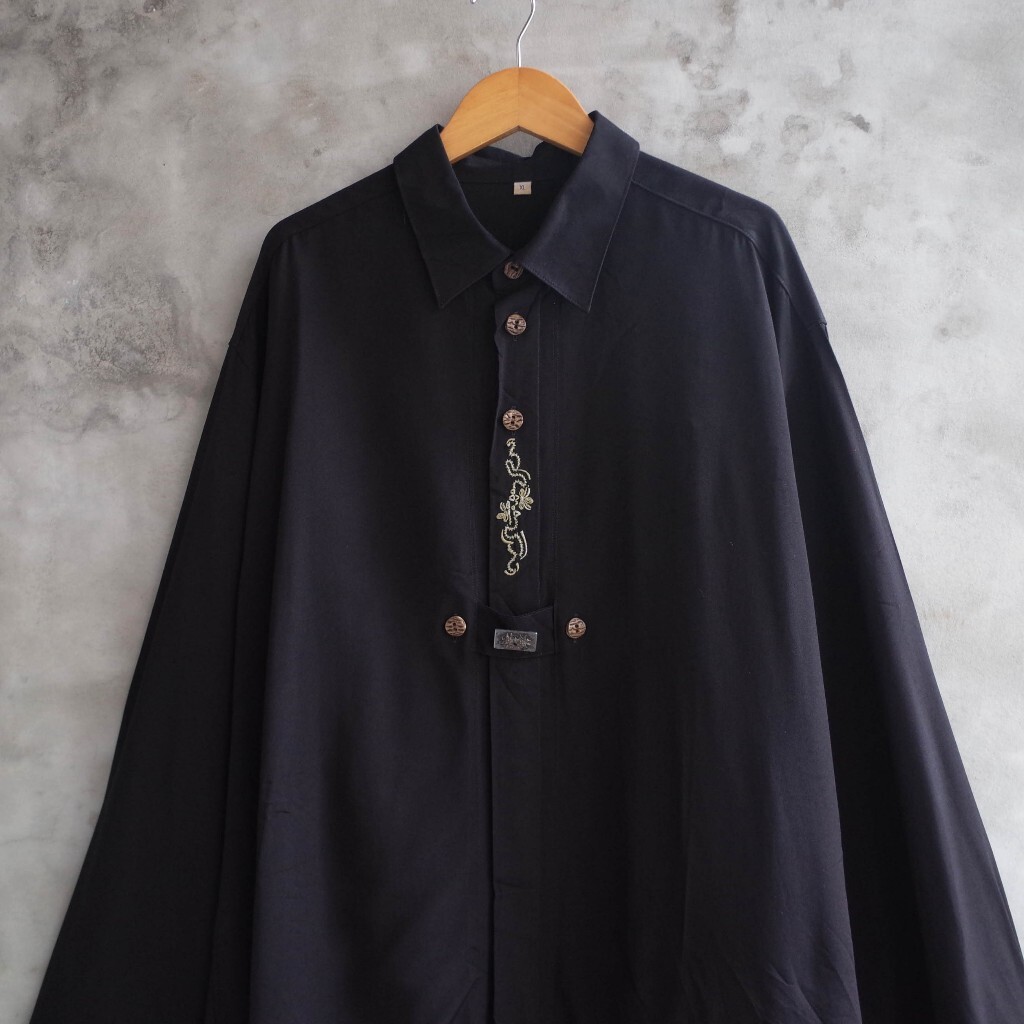 tw-11134207-7rbk3-m70u7a30xcn332