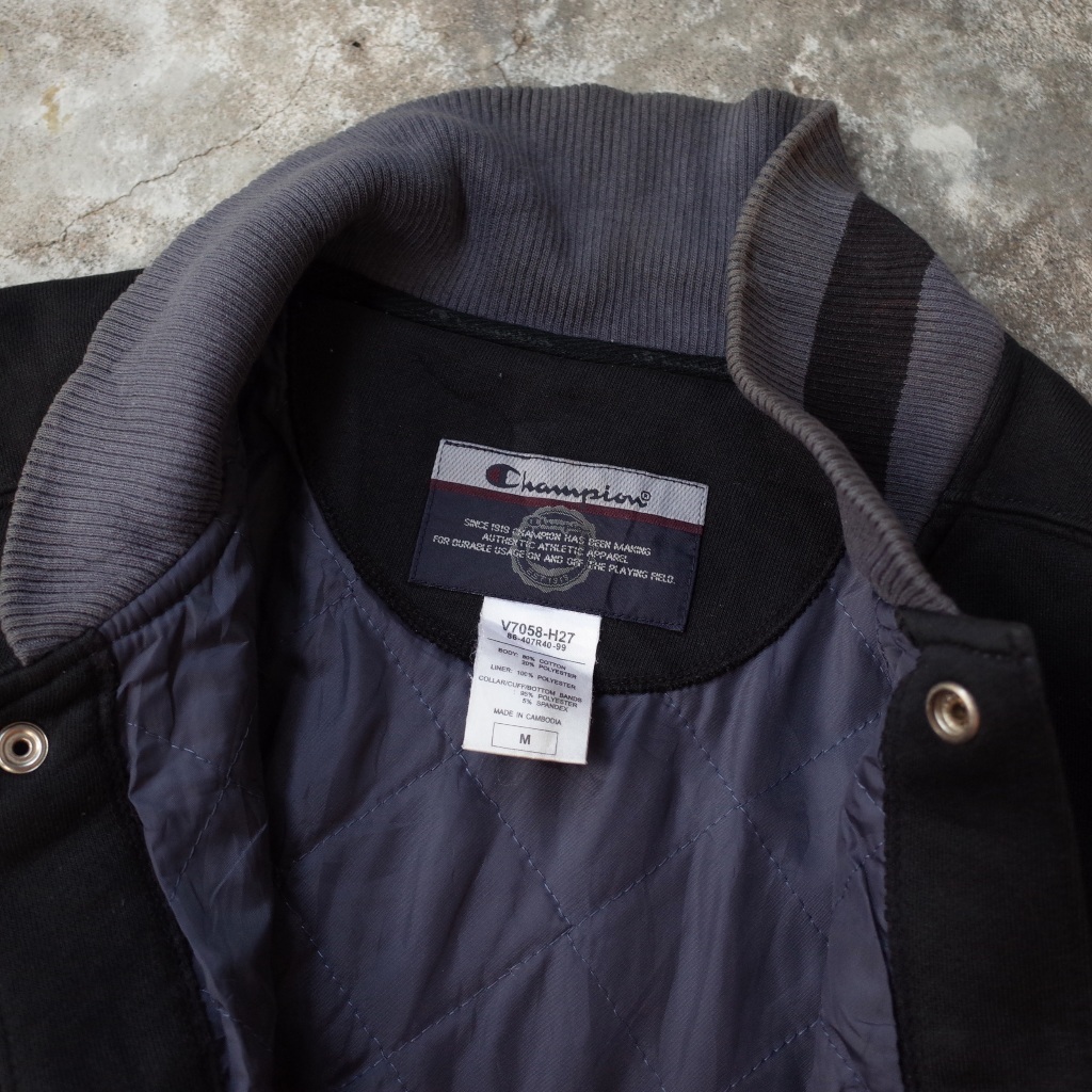 tw-11134207-7r98x-lt2c6hagz2s210