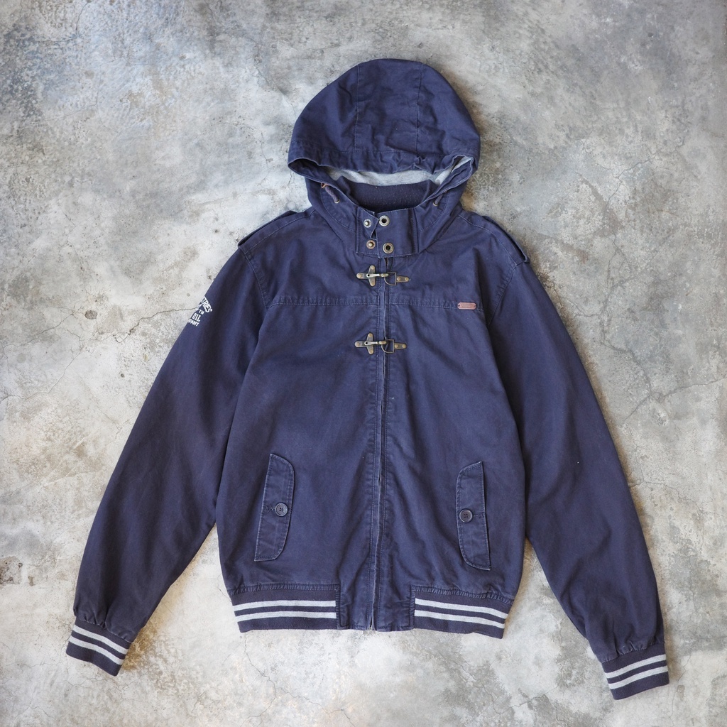 tw-11134201-7r98q-lomh1f4nkrugd5