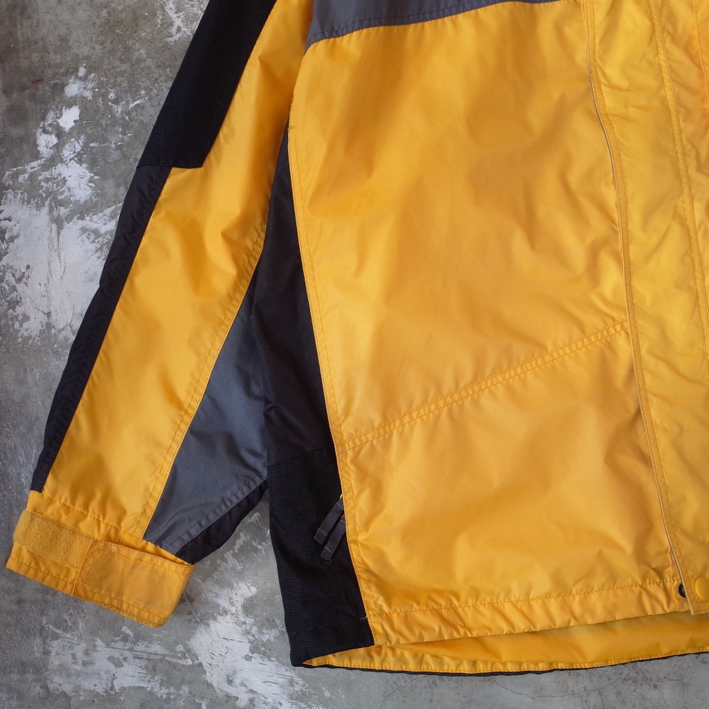 tw-11134207-7rbk0-m7dg7ut1wldua9