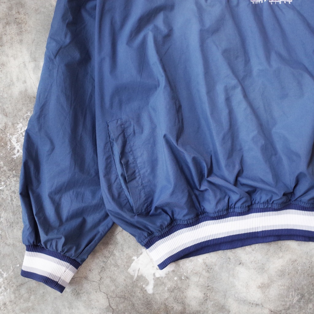 tw-11134207-7rbk0-m6ryx6oaovx4af