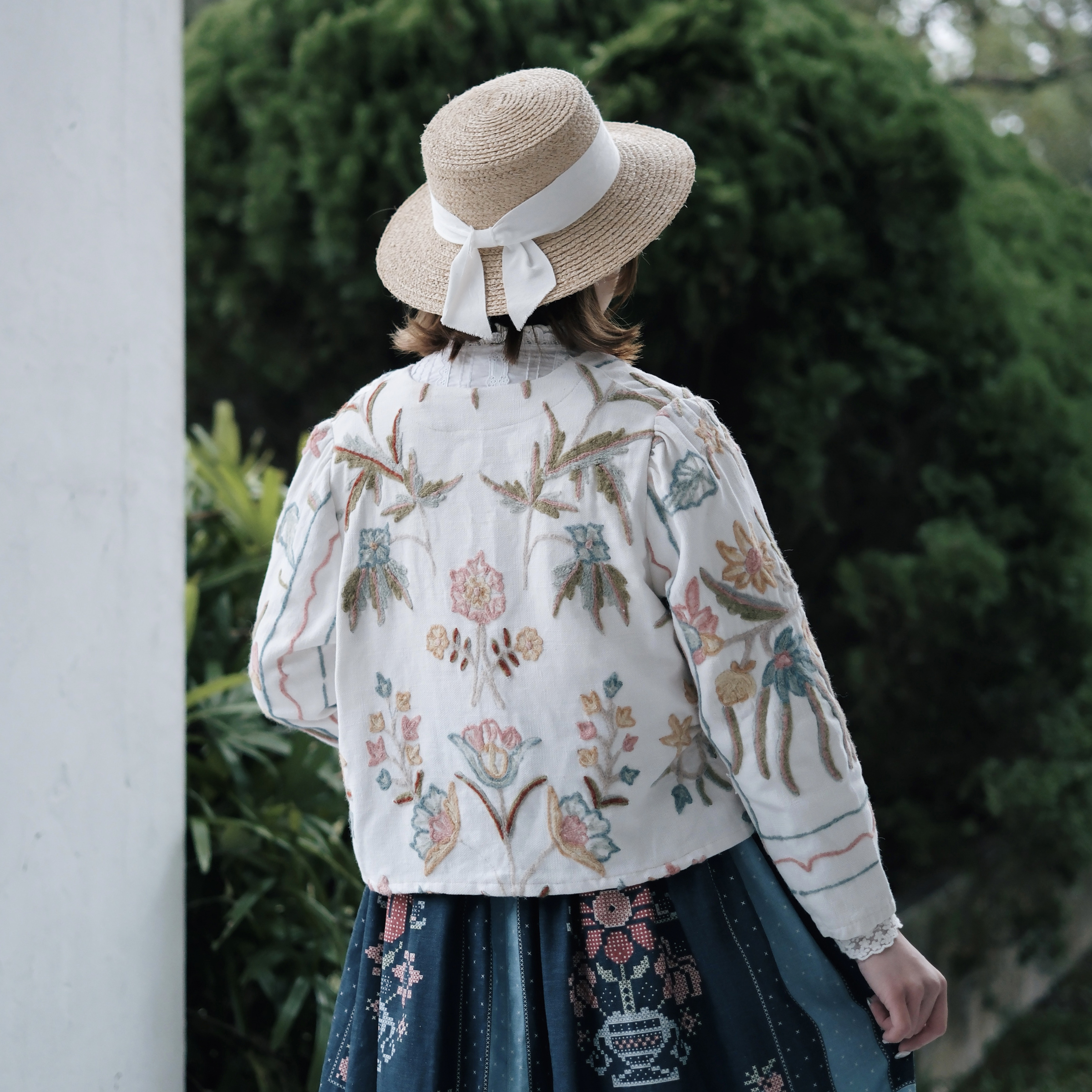 5CEBB87C-E7B0-4B22-9573-7293BAB8F825